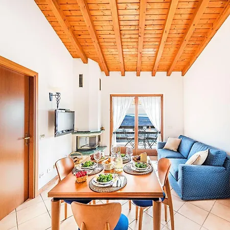 Poggio Sul Clisi 30 Apartment By Wonderful Italy Villanuova sul clisi Exterior photo